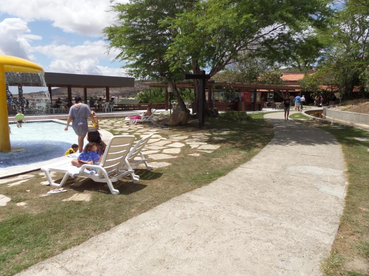 Flat Fazenda Monte Castelo-ao Lado Da Piscina